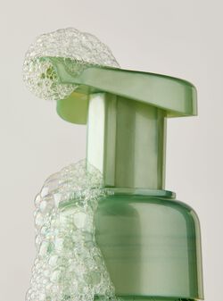 Chilled Lemon Frost Gentle & Clean Foaming Hand Soap image number null