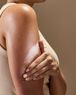 Into the Night Glowtion Body Butter image number null