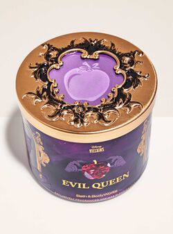 Evil Queen 3-Wick Candle image number null