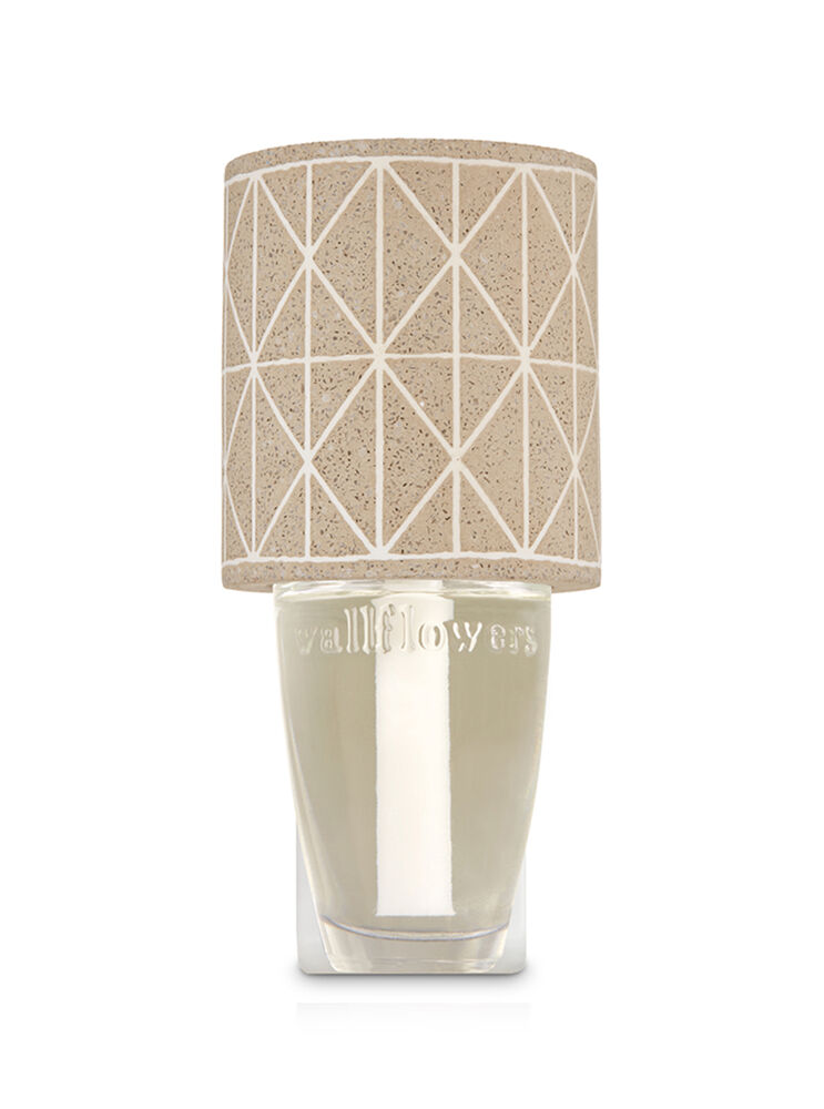 White Wallflowers Fragrance Plug
