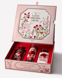 Japanese Cherry Blossom Gift Set image number null