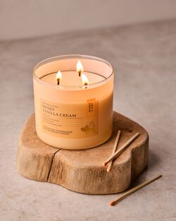 Sweet Vanilla Cream 3-Wick Candle image number null