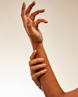 Touch of Gold Diamond Shimmer Mist image number null